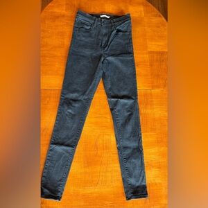 Levi’s Mile High Super Skinny Jeans (Black)